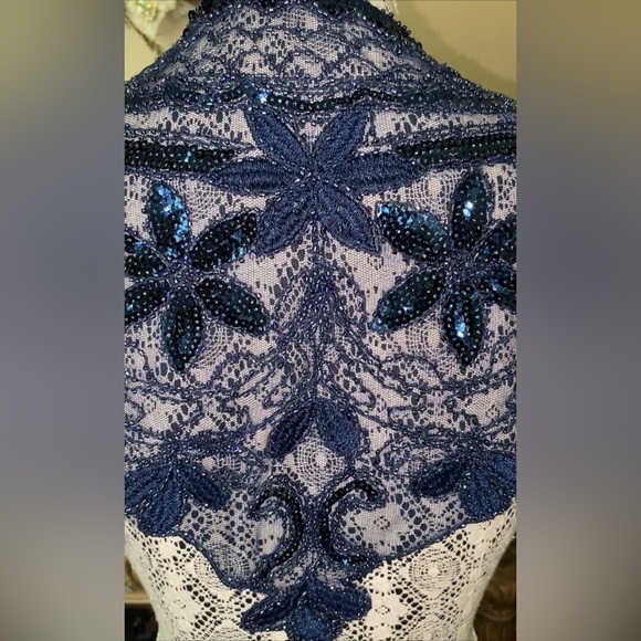 Vintage Cleopatra Blue Beaded Shawl - Picture 7 of 7